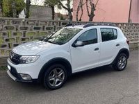 Usata Dacia Sandero Stepway 75 CV (55 kW) 2017 Bianco Utilitaria