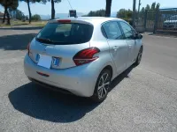 Usata Peugeot 208 Allure 82 CV (60 kW) 2018 Grigio Utilitaria