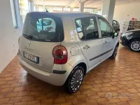 Usata Renault Modus 75 CV (55 kW) 2005 Grigio Monovolume