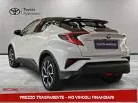 Usata Toyota C-HR Style 122 CV (89 kW) 2017 Bianco SUV