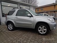 Usata Toyota RAV4 Sol 115 CV (84 kW) 2004 Grigio SUV