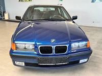 Usata BMW 323 Compact M Sport 170 CV (125 kW) 1998 Blu Utilitaria