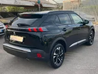 Usata Peugeot 2008 Allure 131 CV (96 kW) 2022 Nero SUV