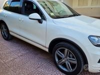 Usata VW Touareg 245 CV (180 kW) 2011 Bianco SUV