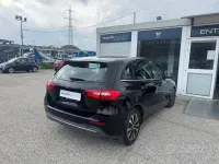 Usata Mercedes B180 Premium 116 CV (85 kW) 2022 Nero Utilitaria