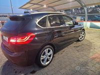 Usata BMW 218 150 CV (110 kW) 2017 Nero Monovolume