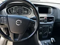 Usata Volvo V40 Inscription 120 CV (88 kW) 2016 Nero Berlina