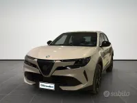 Usata Alfa Romeo GT Junior 136 CV (100 kW) 2025 Avorio SUV