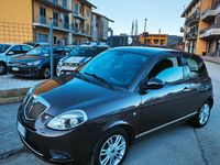 Usata Lancia Ypsilon 69 CV (50 kW) 2012 Marrone Utilitaria