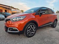 Usata Renault Captur 90 CV (66 kW) 2013 Arancione SUV
