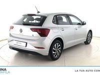 Usata VW Polo Life 80 CV (58 kW) 2023 Grigio chiaro Berlina
