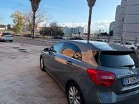 Usata Mercedes A180 110 CV (80 kW) 2015 Grigio Utilitaria