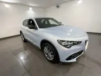 Usata Alfa Romeo Stelvio Super 210 CV (154 kW) 2023 Grigio moonlight met. SUV