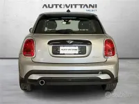 Usata Mini Cooper Essential 136 CV (100 kW) 2024 Grigio chiaro Utilitaria