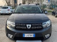 Usata Dacia Sandero 90 CV (66 kW) 2017 Grigio Berlina
