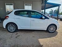 Usata Peugeot 208 Allure 81 CV (59 kW) 2016 Bianco Utilitaria