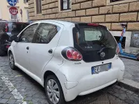 Usata Toyota Aygo Connect Style 68 CV (50 kW) 2014 Bianco Utilitaria