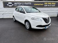Usata Lancia Ypsilon Platinum 70 CV (51 kW) 2014 Bianco Utilitaria