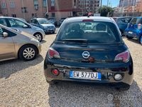 Usata Opel Adam 70 CV (51 kW) 2014 Utilitaria