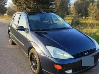 Usata Ford Focus 90 CV (66 kW) 2001 Blu Berlina