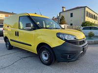 Usado Fiat Doblò 95 HP (69 kW) 2019 Amarelo Monovolume