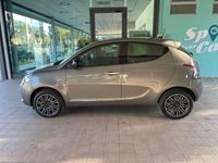 usata Lancia Ypsilon 1.0 FireFly 70cv S&S Hybrid GOLD