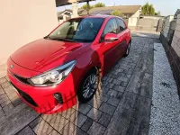 Usata Kia Rio 101 CV (74 kW) 2018 Rosso Berlina