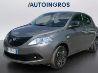 Usata Lancia Ypsilon Silver 69 CV (50 kW) 2023 Grigio Utilitaria