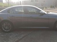 Usata Alfa Romeo Giulia Super 160 CV (117 kW) 2019 Antracite metallizzato Berlina