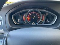 usata Volvo V40 CC 2.0 d2 Kinetic geartronic my17