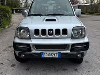 Usata Suzuki Jimny 86 CV (63 kW) 2010 Grigio SUV