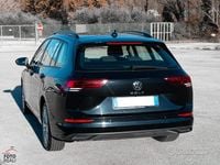 Usata VW Golf VIII Life 116 CV (85 kW) 2022 Grigio Station wagon