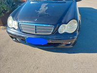 Usata Mercedes C220 150 CV (110 kW) 2005 Berlina
