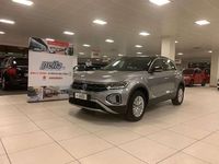 Usata VW T-Roc Life 150 CV (110 kW) 2024 Argento SUV