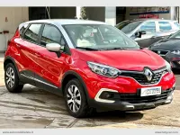 Usata Renault Captur Zen 110 CV (80 kW) 2017 Rosso SUV