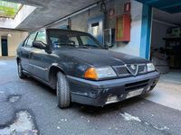 Usata Alfa Romeo 33 88 CV (64 kW) 1993 Nero Berlina
