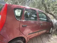 Usata Mitsubishi Colt 109 CV (80 kW) 2005 Marrone Utilitaria