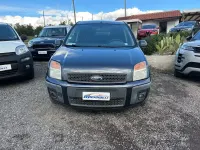 Usata Ford Fusion Titanium 90 CV (66 kW) 2008 Blu Utilitaria
