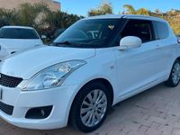 Usata Suzuki Swift 93 CV (68 kW) 2013 Bianco Utilitaria