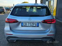 Usata Mercedes B200 150 CV (110 kW) 2020 Grigio Utilitaria