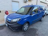 Usata Fiat Doblò Easy 120 CV (88 kW) 2019 Blu Monovolume