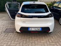 Usata Peugeot 208 101 CV (74 kW) 2024 Bianco Utilitaria