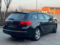 Usata Opel Astra 110 CV (80 kW) 2014 Other Station wagon