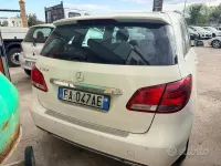 Usata Mercedes B160 Executive 90 CV (66 kW) 2015 Bianco Utilitaria