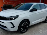 Usata Opel Grandland X Business 131 CV (96 kW) 2022 Bianco SUV