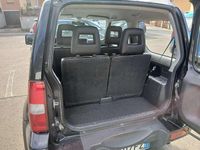 Usata Suzuki Jimny 86 CV (63 kW) 2009 Nero SUV