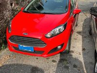 Usata Ford Fiesta 75 CV (55 kW) 2017 Rosso Utilitaria