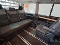 Usata VW Multivan 140 CV (102 kW) 2013 Rosso Monovolume