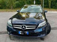 Usata Mercedes C220 Premium 194 CV (142 kW) 2019 Blu/azzurro Station wagon