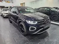 Usata VW T-Roc Style 150 CV (110 kW) 2024 Deep black SUV